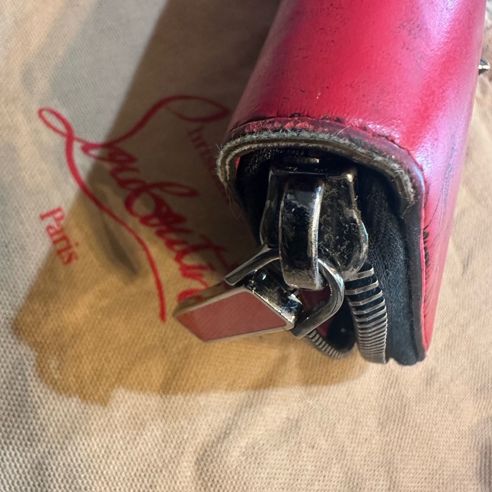 Christian Louboutin Signature Red Wallet - Picture 8 of 11